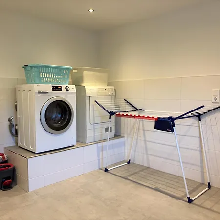 Alpenappartement - *